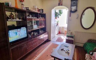 De vanzare garsoniera, etaj 3, Cetate - Poză 1