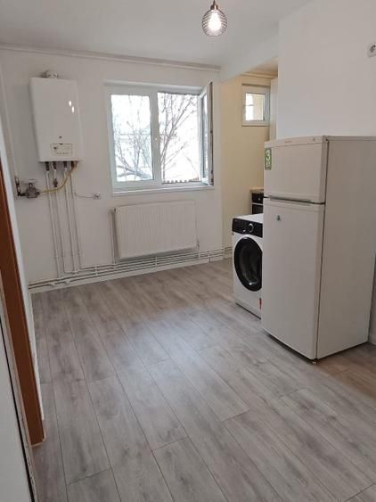 GARSONIERA  COCHETA  CENTRALA PROPRIE METROU ZONA MIHAI BRAVU - Poză 7