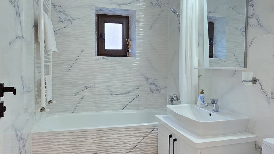 Apartament 2 camere, etaj 1, RENOVAT, mobilat și utilat, VASLUI - zona CARTIER; - Poză 6
