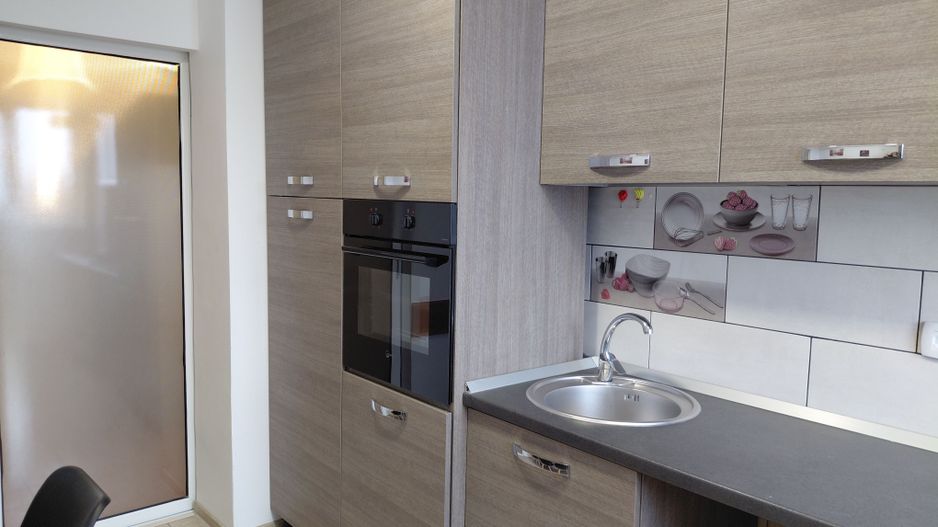 Apartament 4 camere de închiriat – Micro 20,et 1,mobilat si utilat - Poză 17