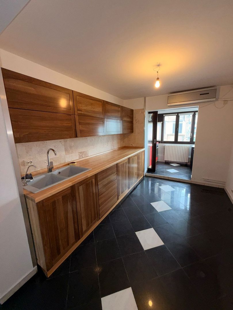 Apartament 4 camere de vanzare Crângași - Poză 15