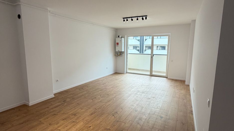 Apartament cu două camere,  semidecomandat, finisat | Zona Eroilor - Poză 1