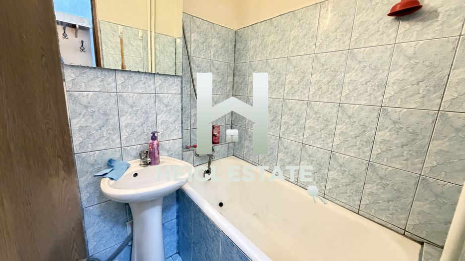 Apartament cu 2 camere etaj intermediar in zona Sagului - Poză 7