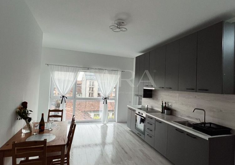 Apartament modern cu 3 camere, 2 logii, etaj 2, Central. - Poză 2