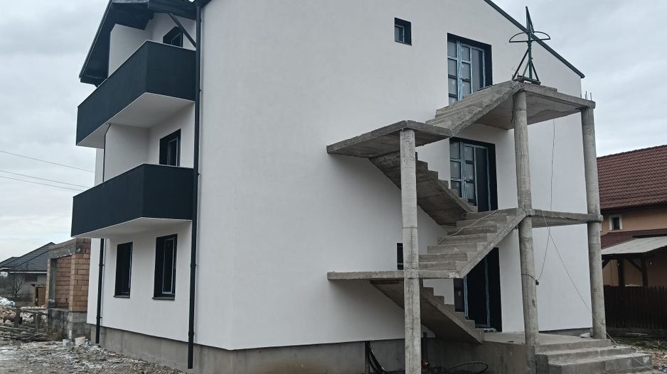 Apartament 2 camere,bloc NOU 50mp,zona 7Noiembrie 1 parcare - Poză 2
