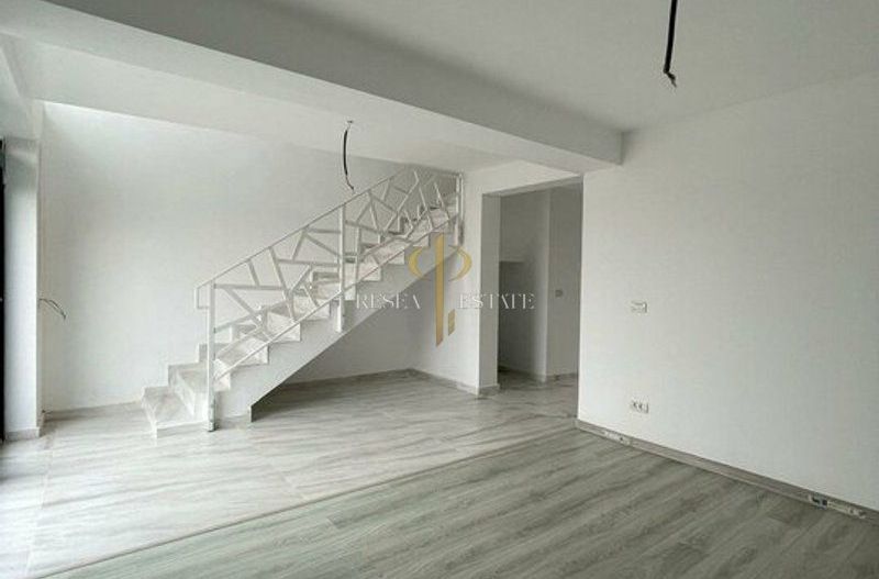 Casă tip înșiruită cu 3 camere de vânzare în Giroc - Poză 1