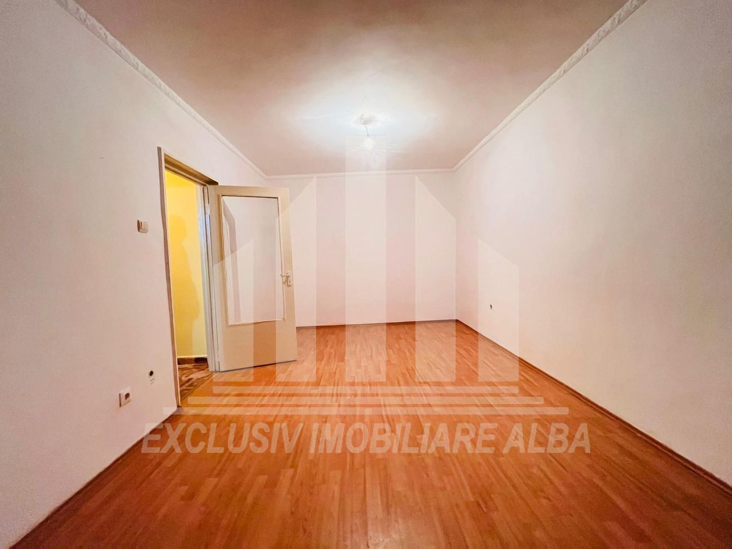 Apartament 2 camere de vanzare zona Cetate-Bulevard - Poză 1