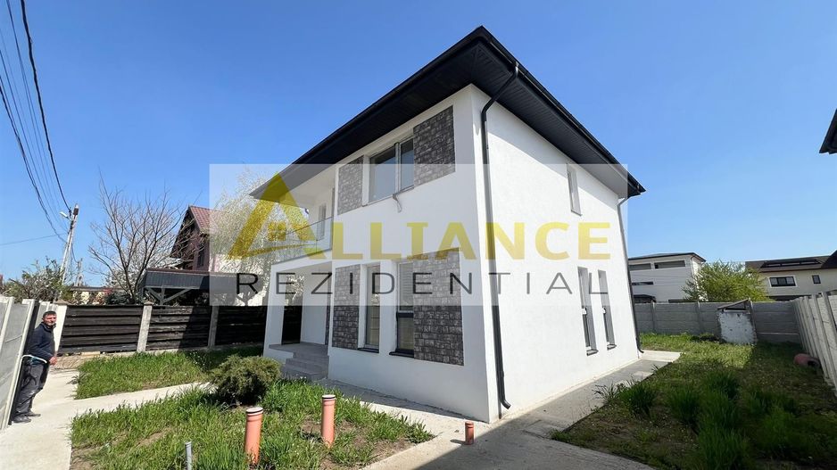 Vila Individuala - 5 camere-3 bai-Strada Miorita-500 M  de STV - Poză 5