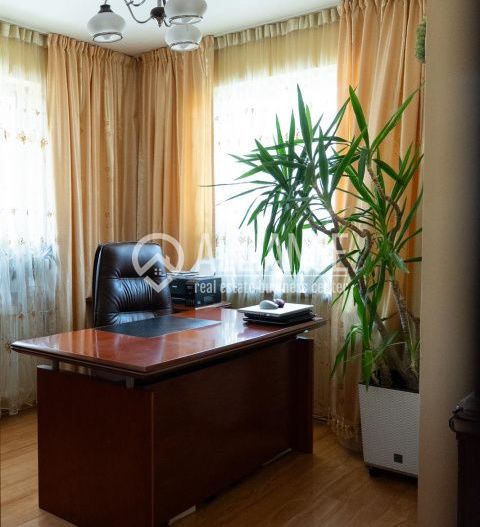 COMPOZITORI (COD10) - Casa deosebita de inchiriat - Poză 10