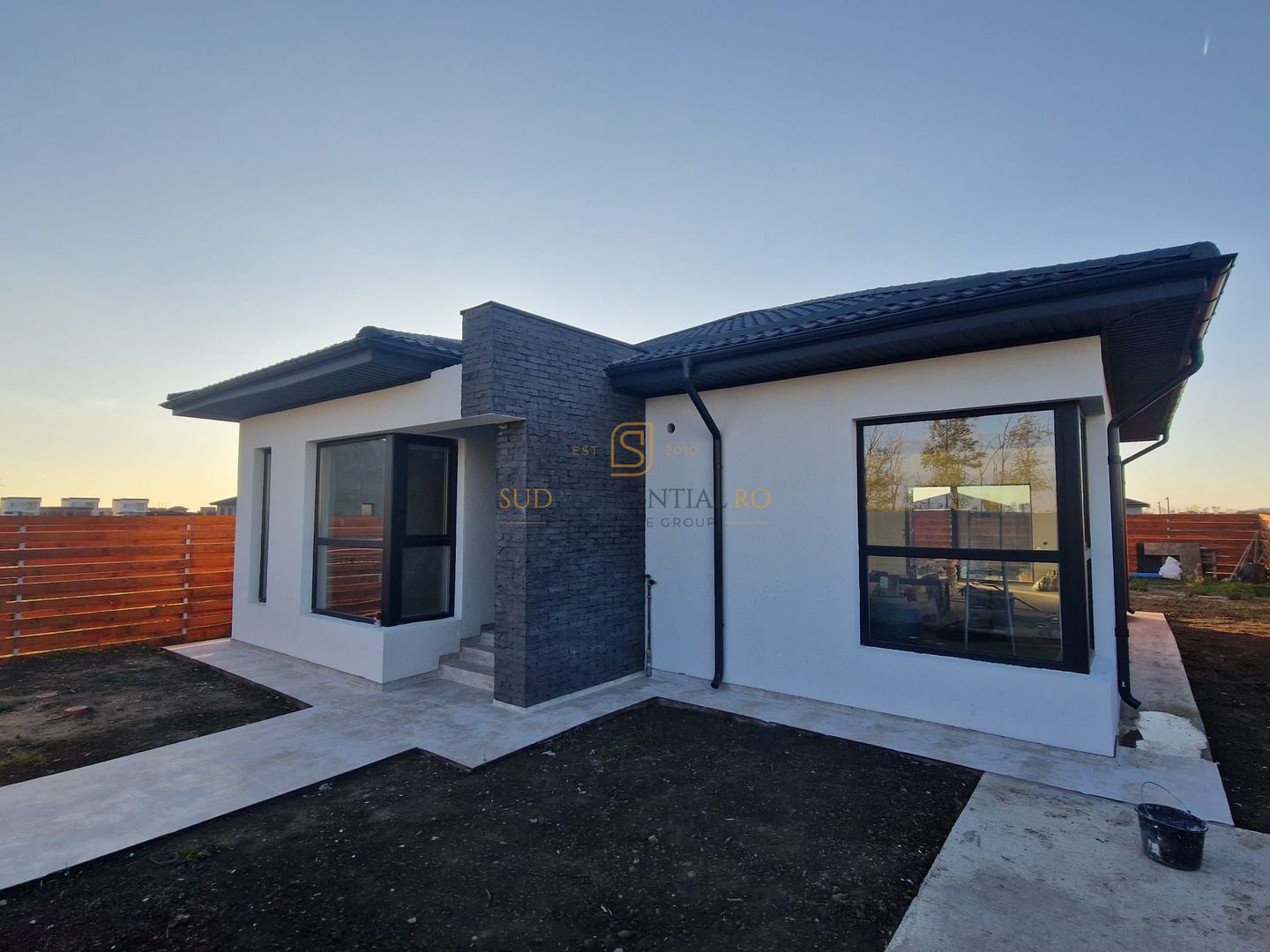 Vila individuala, 3 camere, finisaje moderne, Comuna Berceni - Poză 1