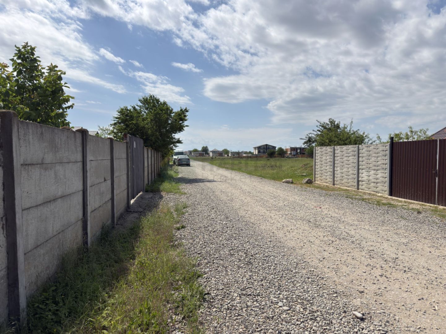 Teren intravilan 1.500 mp în Tunari – dublă deschidere, ideal pentru dezvoltare - Poză 7