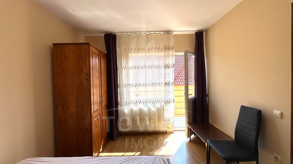 Apartament cu 3 camere, 2 băi și loc de parcare în curte – Turnișor - Poză 8