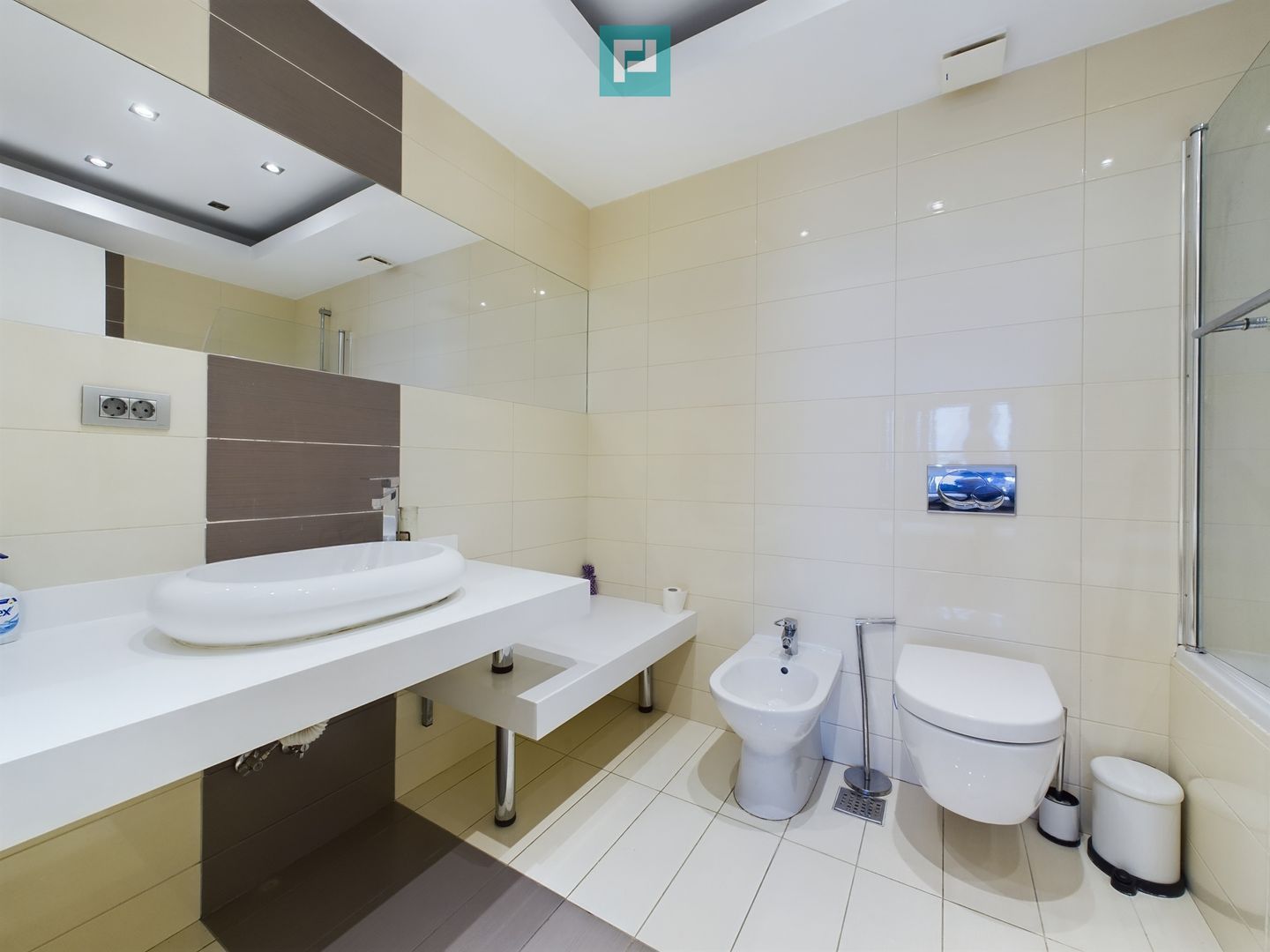 Apartament cu două camere pe Șoseaua Nordului - Poză 6