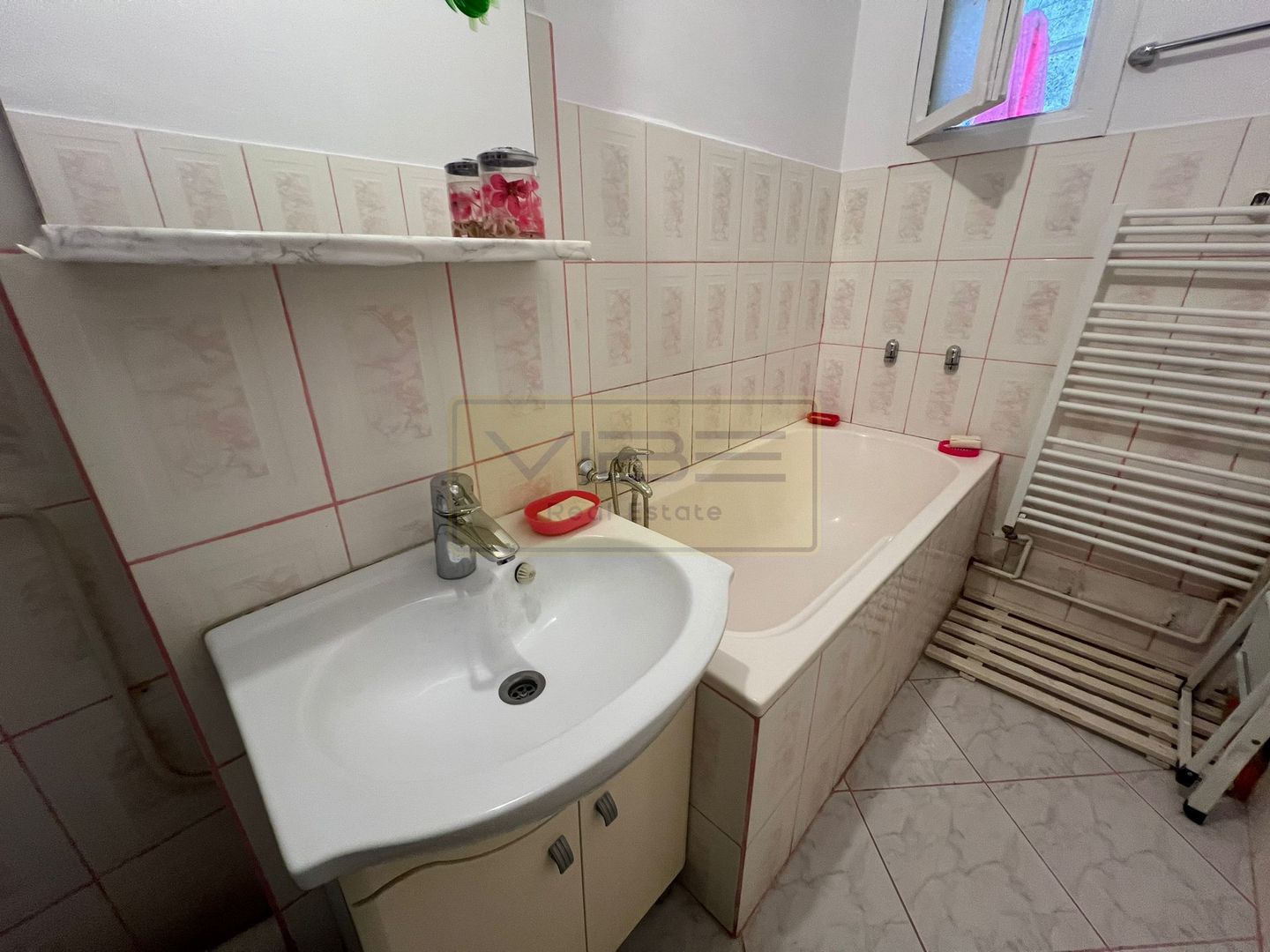 Apartament 2 camere Sos Arcu - Restaurant Blue Aqua - Poză 11