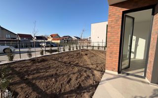 Cu gradina proprie . 2 locuri de parcare. Finisat la cheie - Poză 9