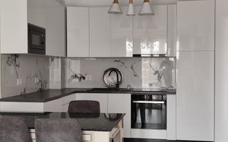 Apartament 3 camere de vanzare, Prima Onestilor, Oradea - Poză 3