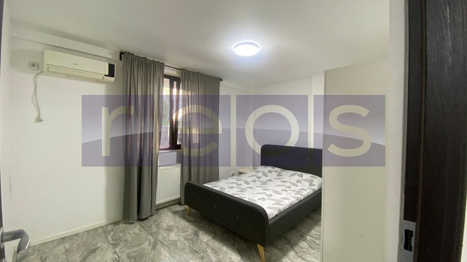 DE VANZARE APARTAMENT 2 CAMERE DECOMANDAT LIFT CENTRALA PROPRIE PARC SEBASTIAN - Poză 4