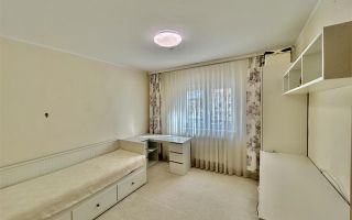 Apartament de închiriat în Sibiu – 3 camere, decomandat, 2 băi, 80 mp - Poză 10