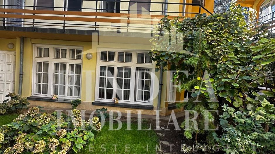 Apartament la casa zona Lipovei - Poză 1
