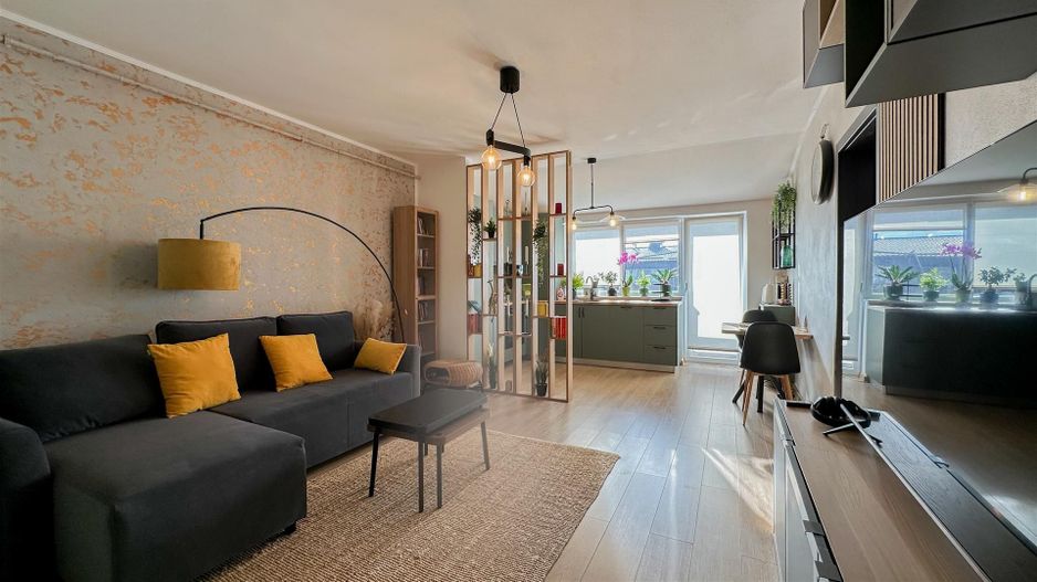 Apartament 2 cam + Dressing | Parcare inclusa | Priveliste catre munti - Poză 1