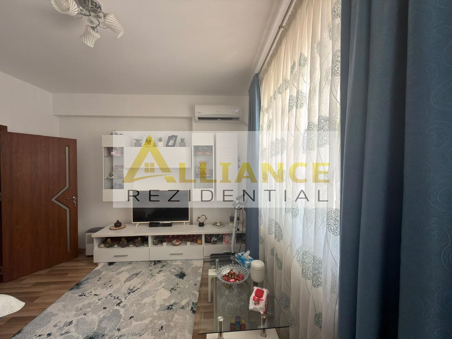 Apartament 2 camere | Complet mobilat și utilat| Loc de parcare inclus - Poză 2
