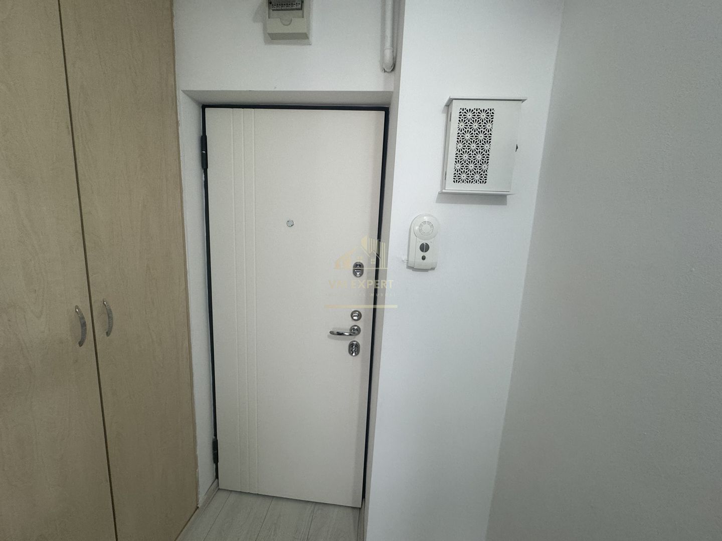 APARTAMENT CU 3 CAMERE, ETAJ 4, GRUI, CAMPULUNG - Poză 16