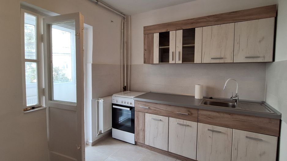 Apartament renovat la prima inchiriere - Poză 14