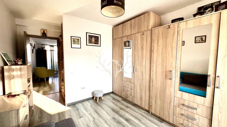 Apartament cu 2 camere decomandate, 2 balcoane, parcare | Str. Cetății - Poză 3