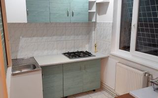 De vânzare garsonieră/ zona Racadau - Poză 2