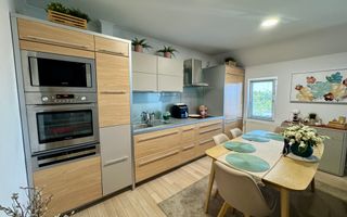 Apartament 3 camere +mansarda amenajată  | Etaj 2 | Zona Semicentrală - Poză 5