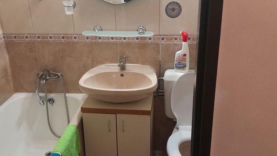 Apartament de inchiriat 2 camere Drumul Taberei - Poză 2