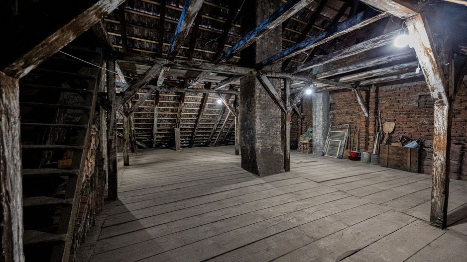 Apartament 4 camere semidecomandat, ultracentral, etaj 1 - Poză 13