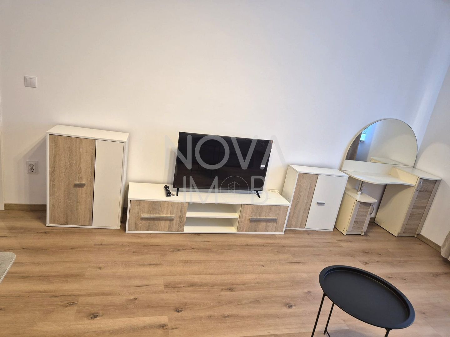 Apartament 3 camere, prima inchiriere - Strand - Poză 2