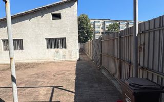 Spațiu comercial de închiriat în Rovine – 94 mp + teren ~300 mp - Poză 3