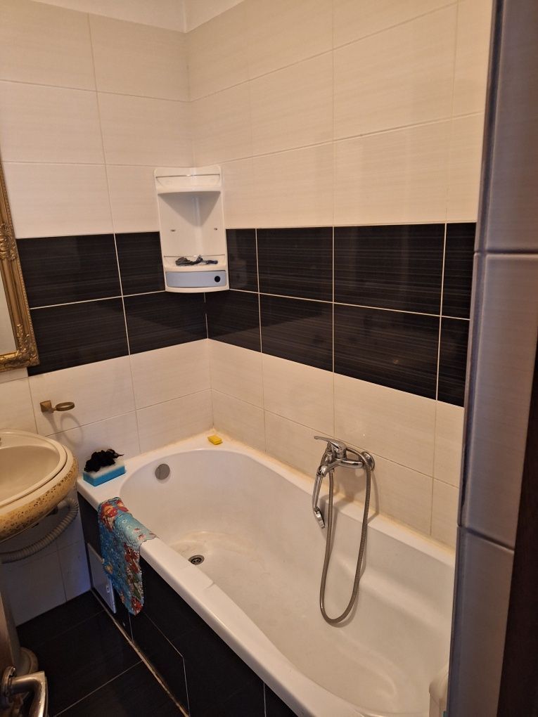 Inchiriez Apartament 2camere - Poză 6