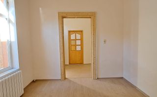 Bd Dimitrie Cantemir, 350 m metrou Tineretului, casa 2 camere + curte - Poză 8