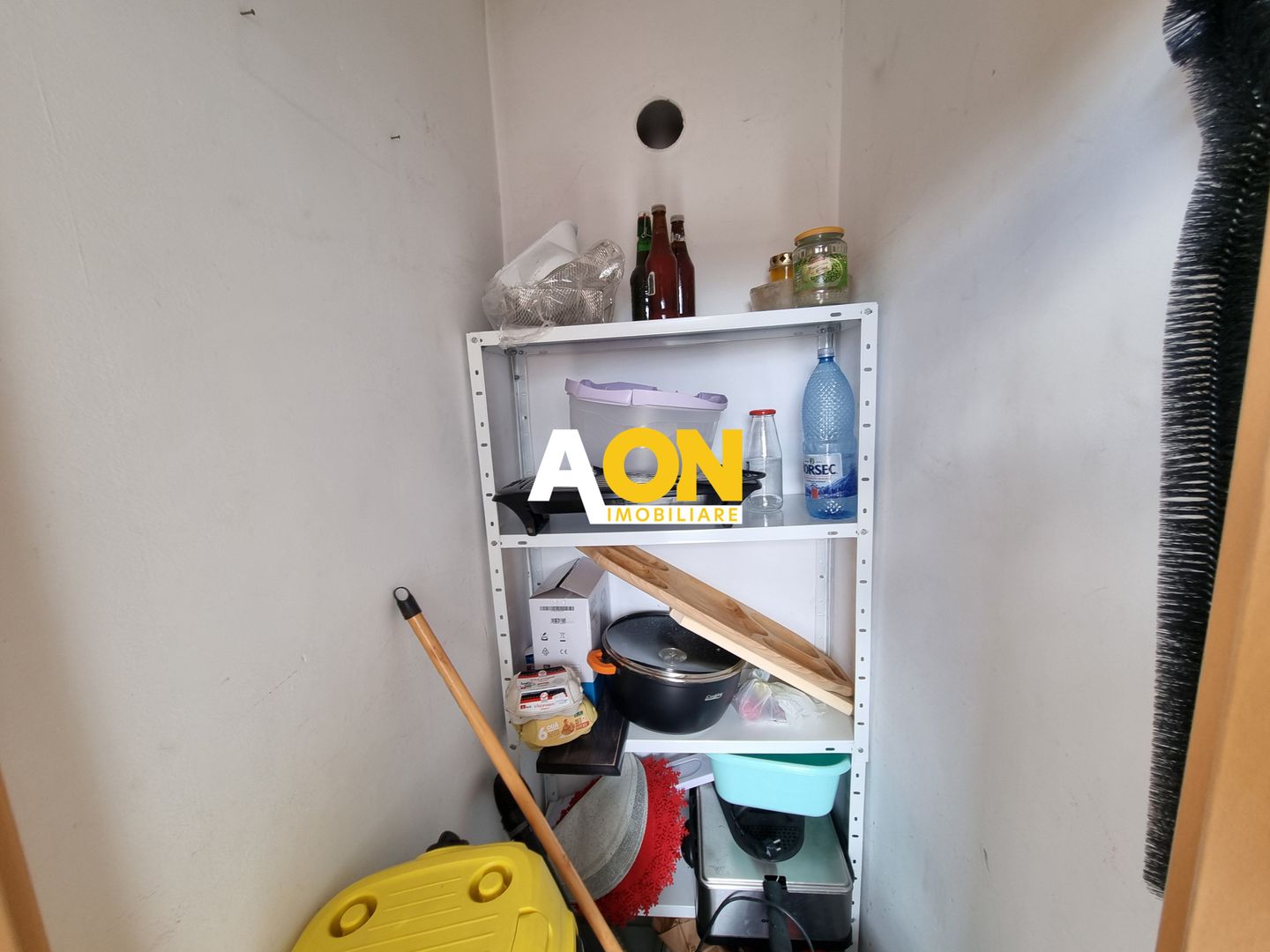 De vanzare apartament 3 camere decomandat bloc nou Cetate - Poză 9