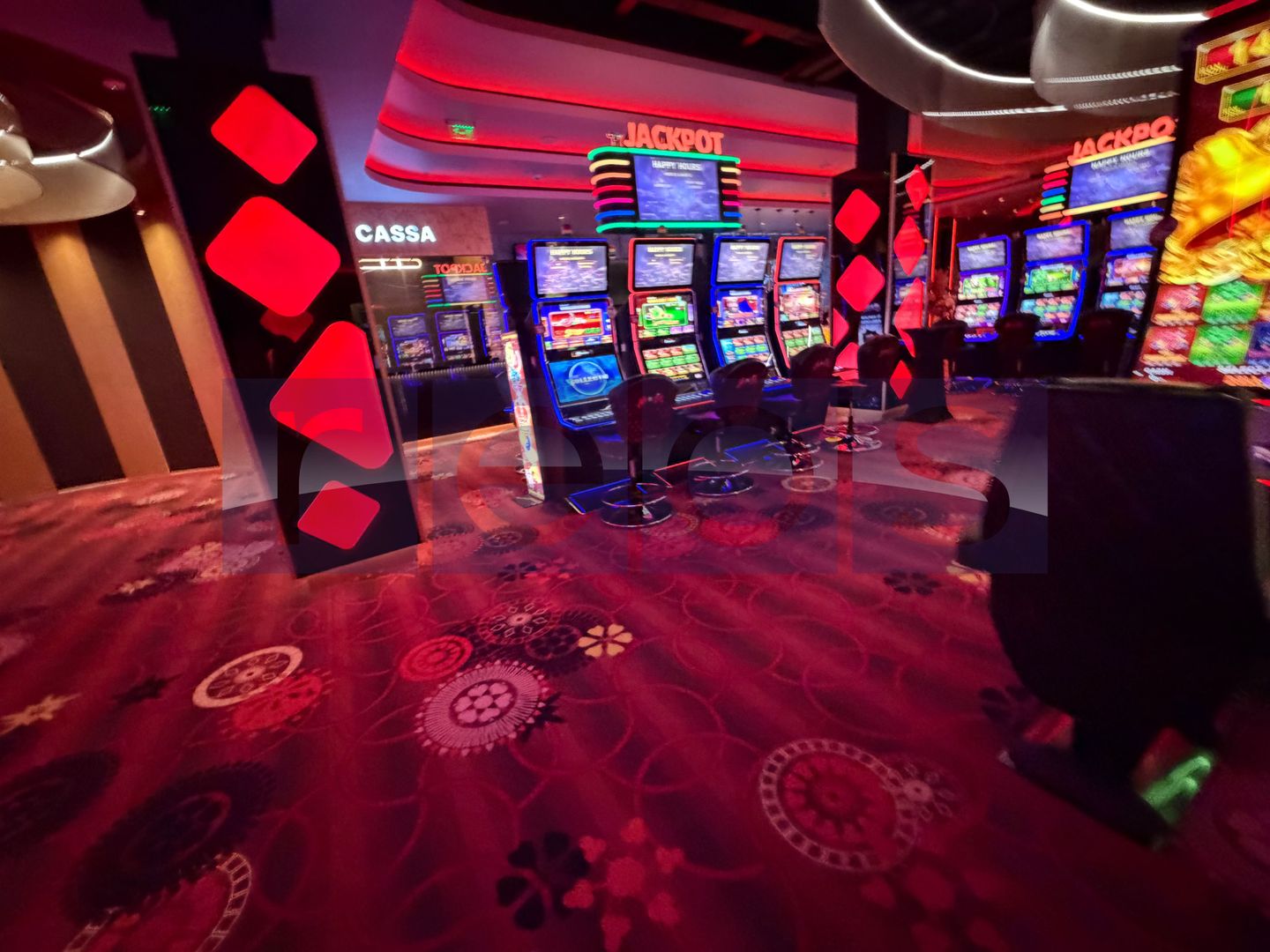 SPATIU COMERCIAL INVESTITIE | 450 MP | CHIRIAS STABIL | ZONA COLENTINA - Poză 3