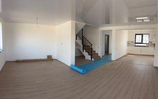 Duplex modern intr-o zona linistita - Poză 3