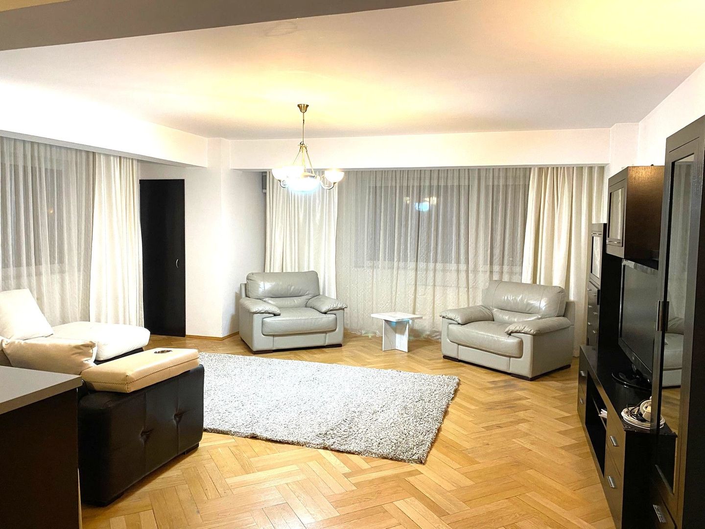 Apartament de inchiriat |3 camere  |Greenfield |living spectaculos - Poză 1