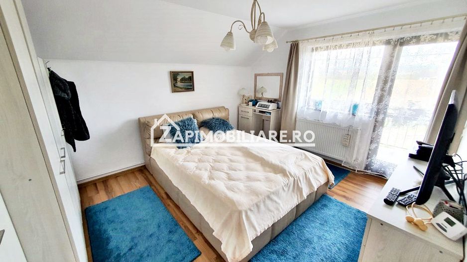 Casa 5 camere, 180 mp, 500 mp teren, garaj - Poză 3