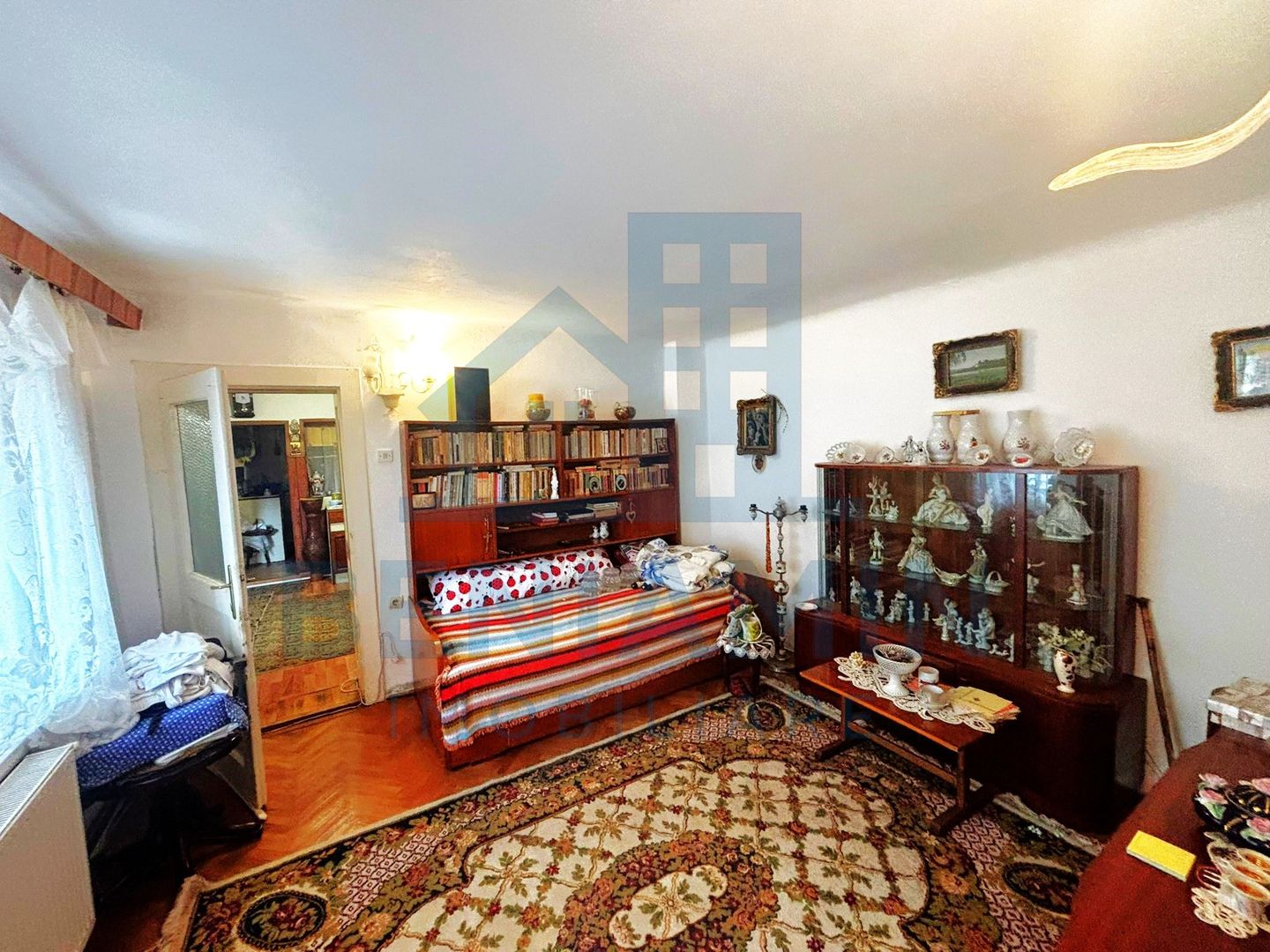 Casa-Central-Brasov-Sitei-Universitate-125mp-curte-280mp-Disponibila - Poză 3