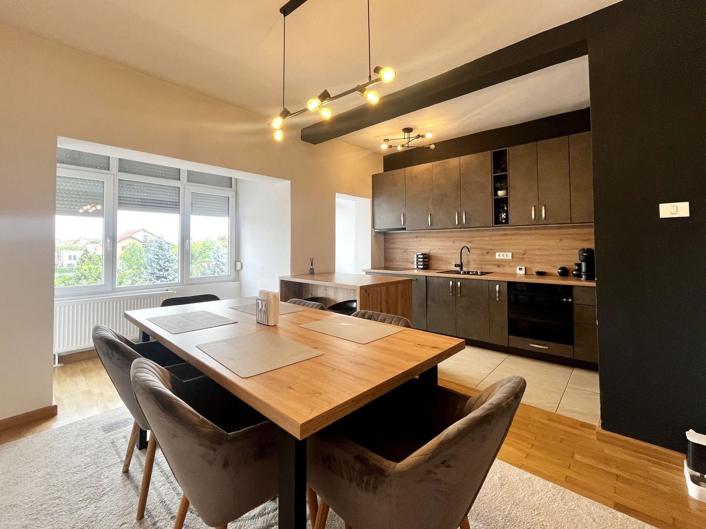 Apartament confortabil si spațios, in zona Lipovei - Iulius Mall - Poză 1