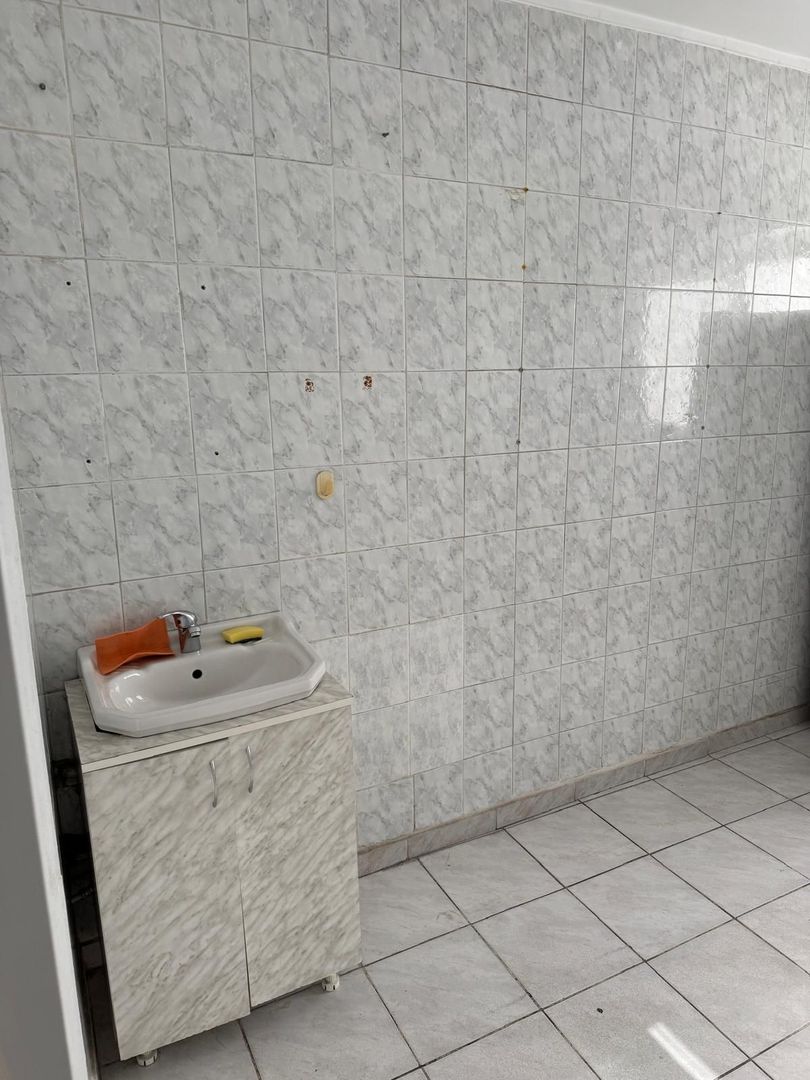 De închiriat: apartament 3 camere - nemobilat - ideal birou - Gorjului - Poză 14