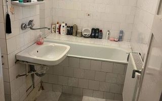 Vând apartament 2 camere, Carpați 2 - Poză 4