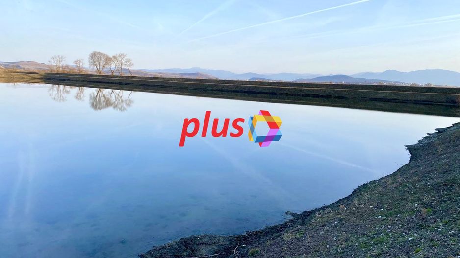 Teren 11 ha cu heleșteu 3 ha - Poză 2