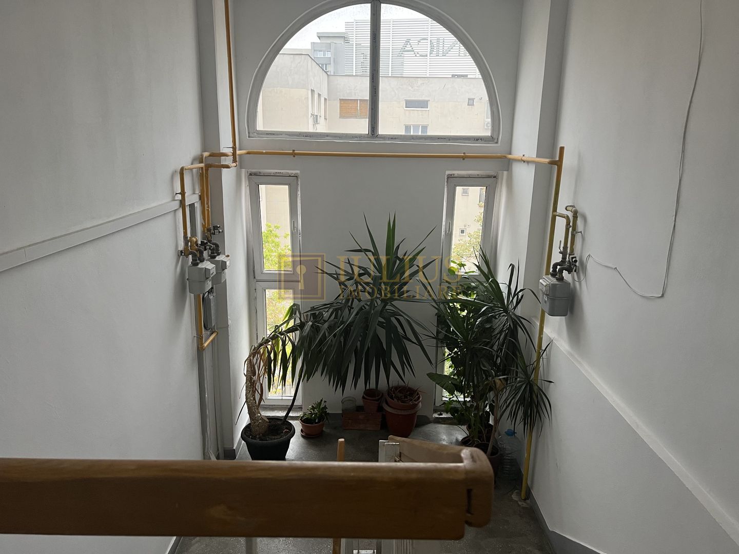 Piata Unirii; dormitor +birou;parcare privata si boxa (centrala proprie si ctr.) - Poză 27