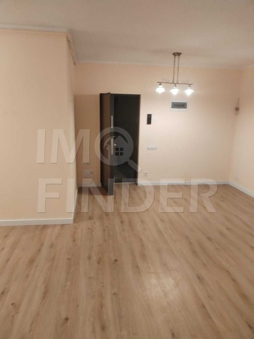 Vanzare apartament 3 camere 85 mp  situat in Buna Ziua - Poză 1
