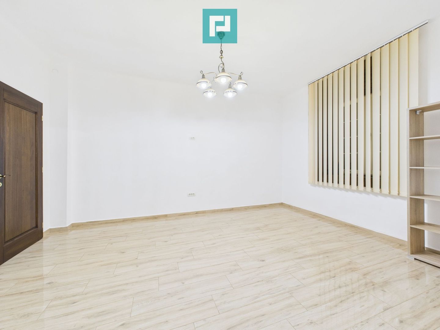 Apartament 3 camere ultracentral modern pe Cloșca - Poză 27