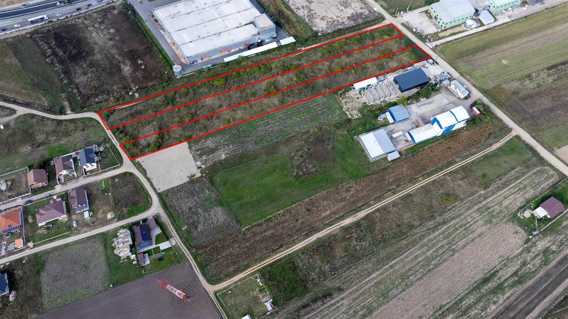 Teren intravilan industrial Osorhei - Poză 2